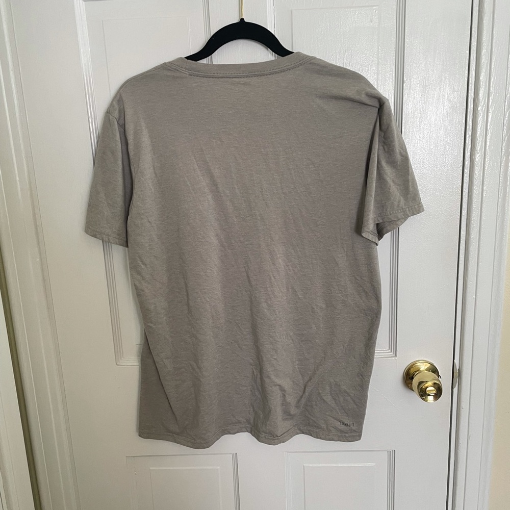 Large Gray Adidas Top - Picture 5 of 5